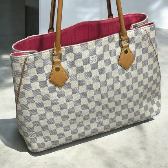 Limited Edition Louis Vuitton Damier Azur Calvi - Picture 6 of 16